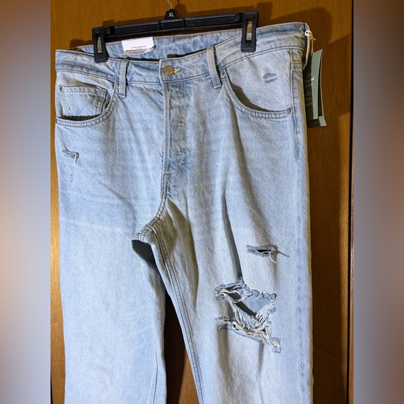 NWT H&M Women’s Button Fly 90’s Boyfriend Straight Jeans - Picture 3 of 7